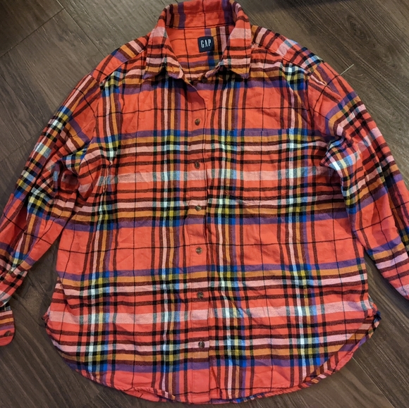 GAP - Button-Up Flannel Big Shirt 439301: Orange Tartan Plaid Red: Medium Petite - Picture 9 of 15